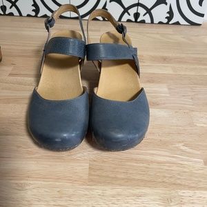 Dansko Cornflower blue MaryJanes🔥last drop before consignment